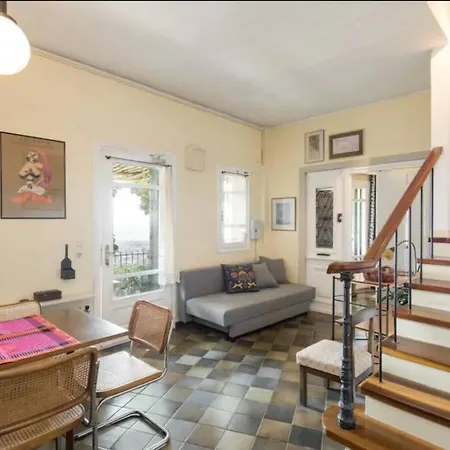 아파트 Ano Poli With Private Terrace And View *